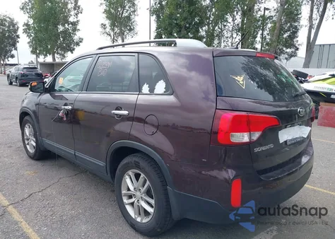 2015 Kia Sorento Lx z USA, uszkodzony, nr VIN 5XYKT3A68FG603253